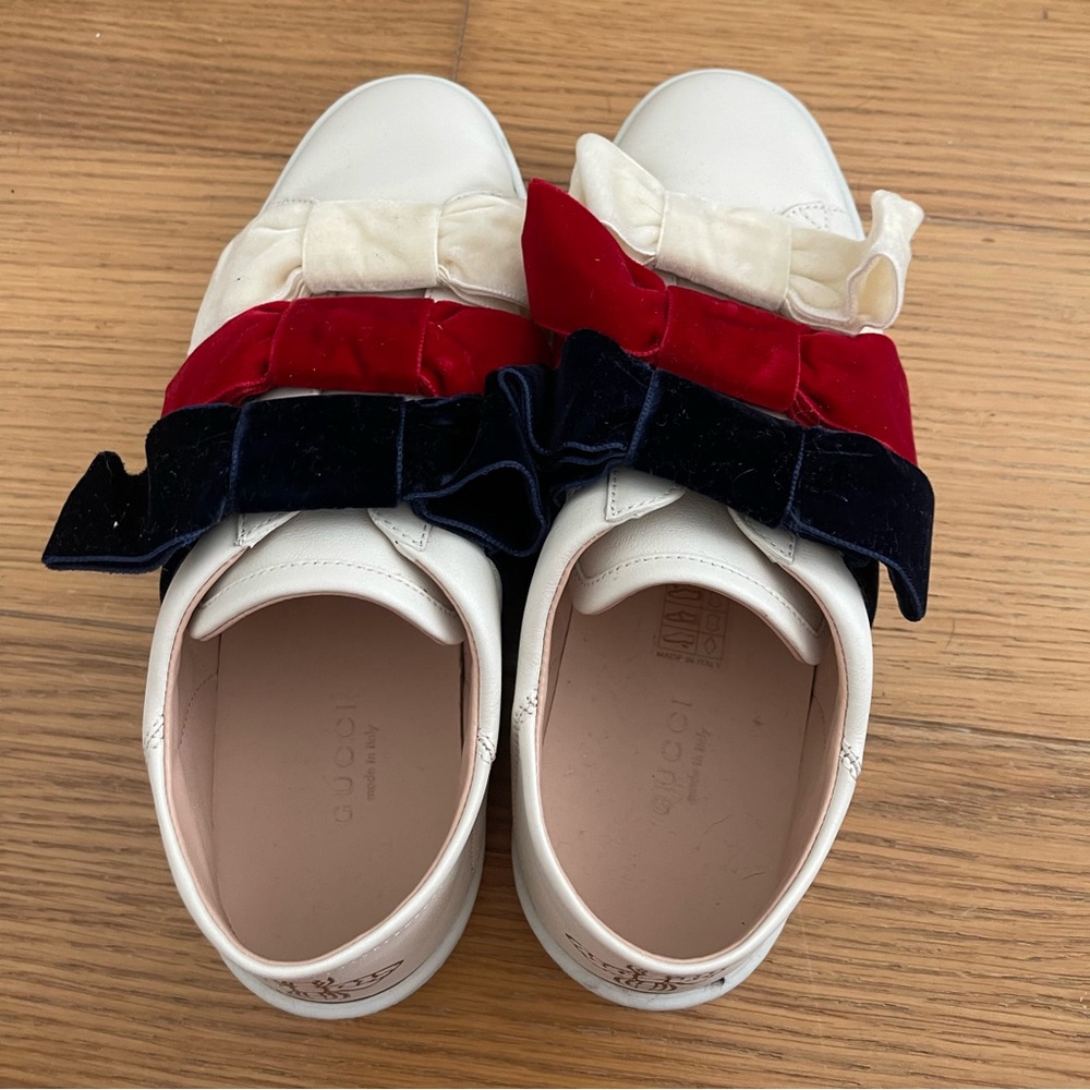 Gorgeous Gucci Sneakers with Velvet Bows